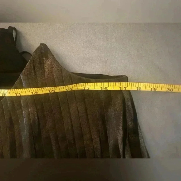 Express Black Pleated Spaghetti Strap Top - Picture 4 of 6